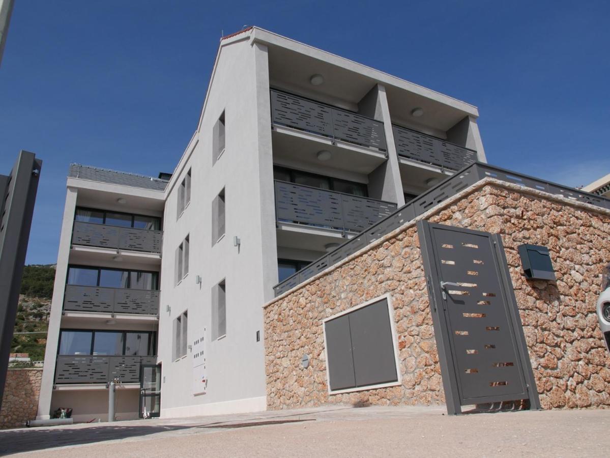 Grey House Apartamento Bol Exterior foto