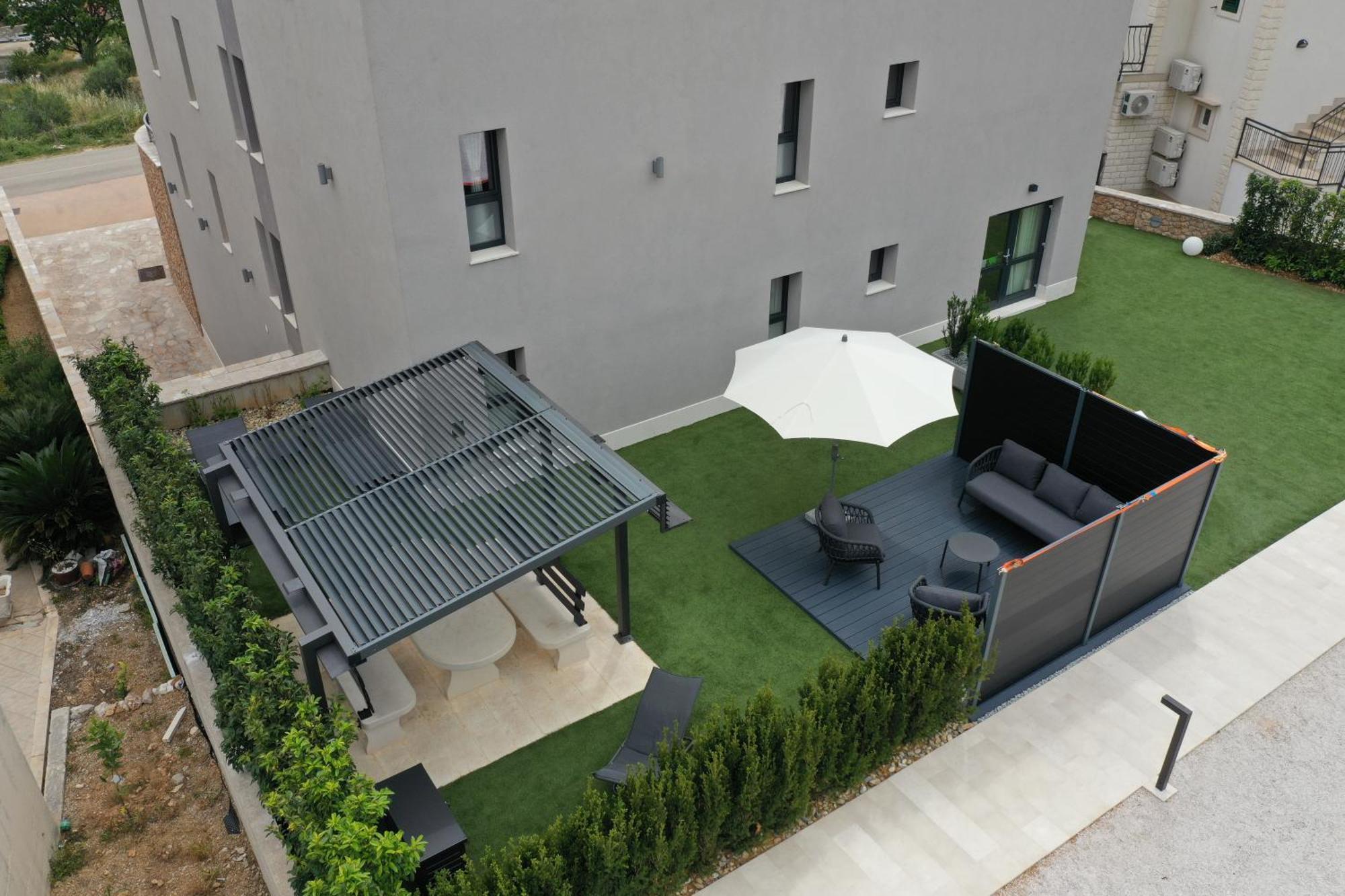 Grey House Apartamento Bol Exterior foto